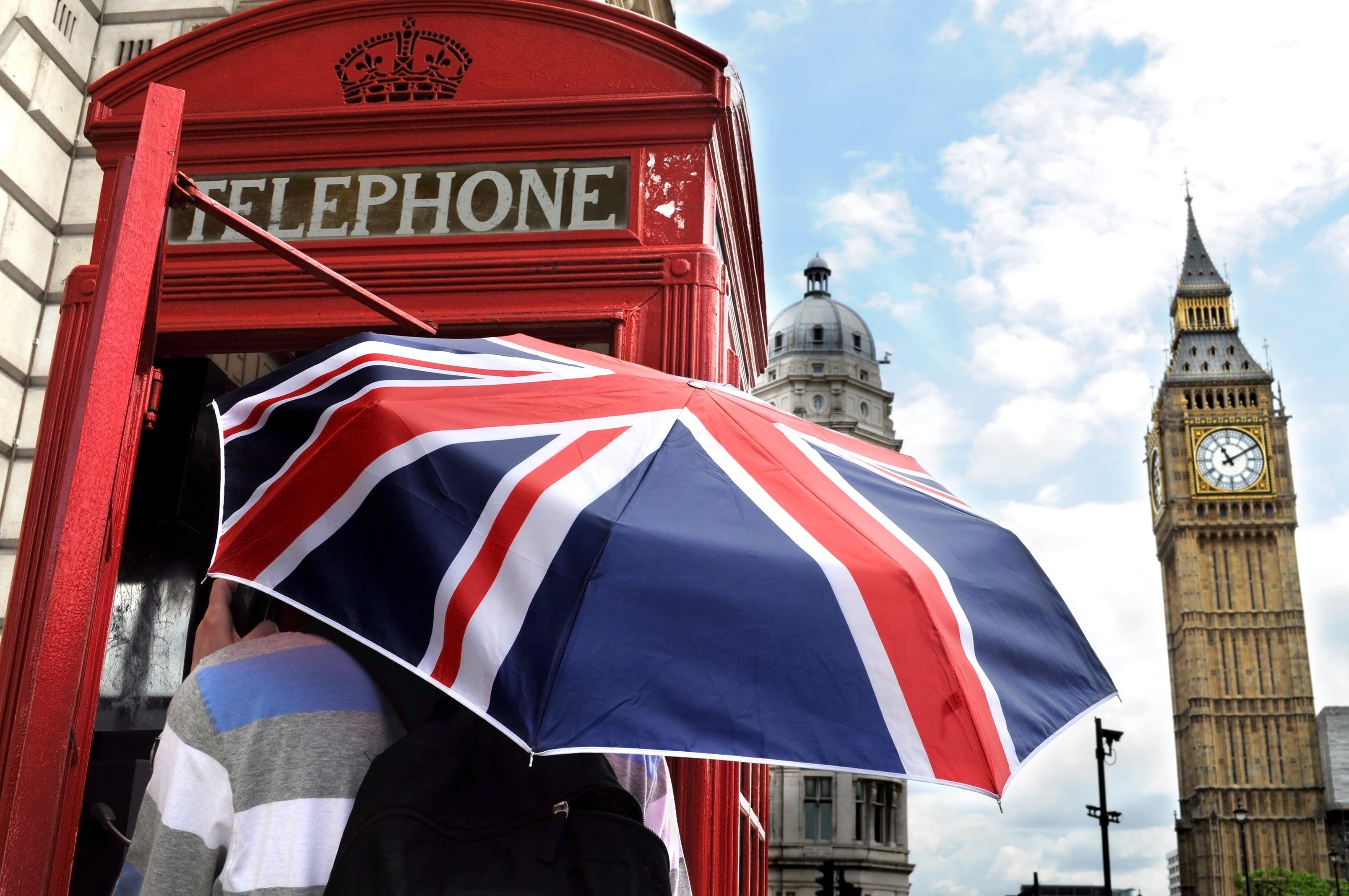 Why Should You Consider Studying in United Kingdom?